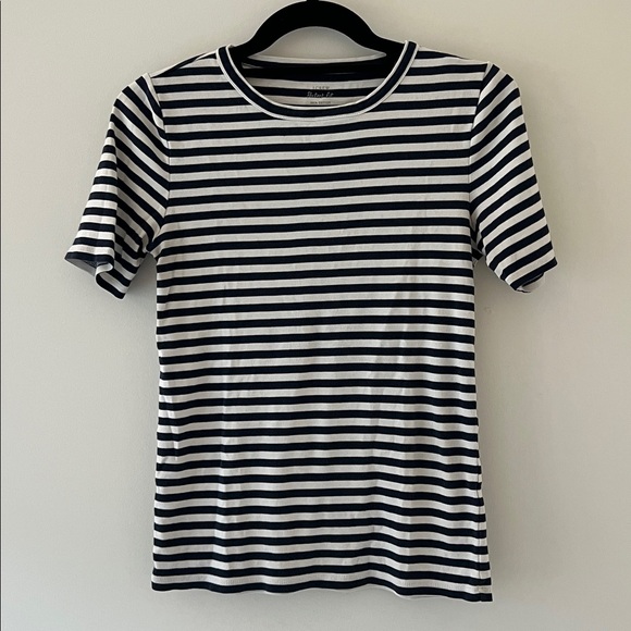J. Crew Perfect Fit Navy and White Striped Shirt - Picture 1 of 3
